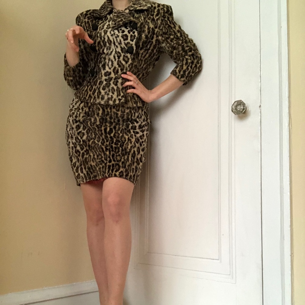 Vintage Arabella Pollen faux fur skirt suit